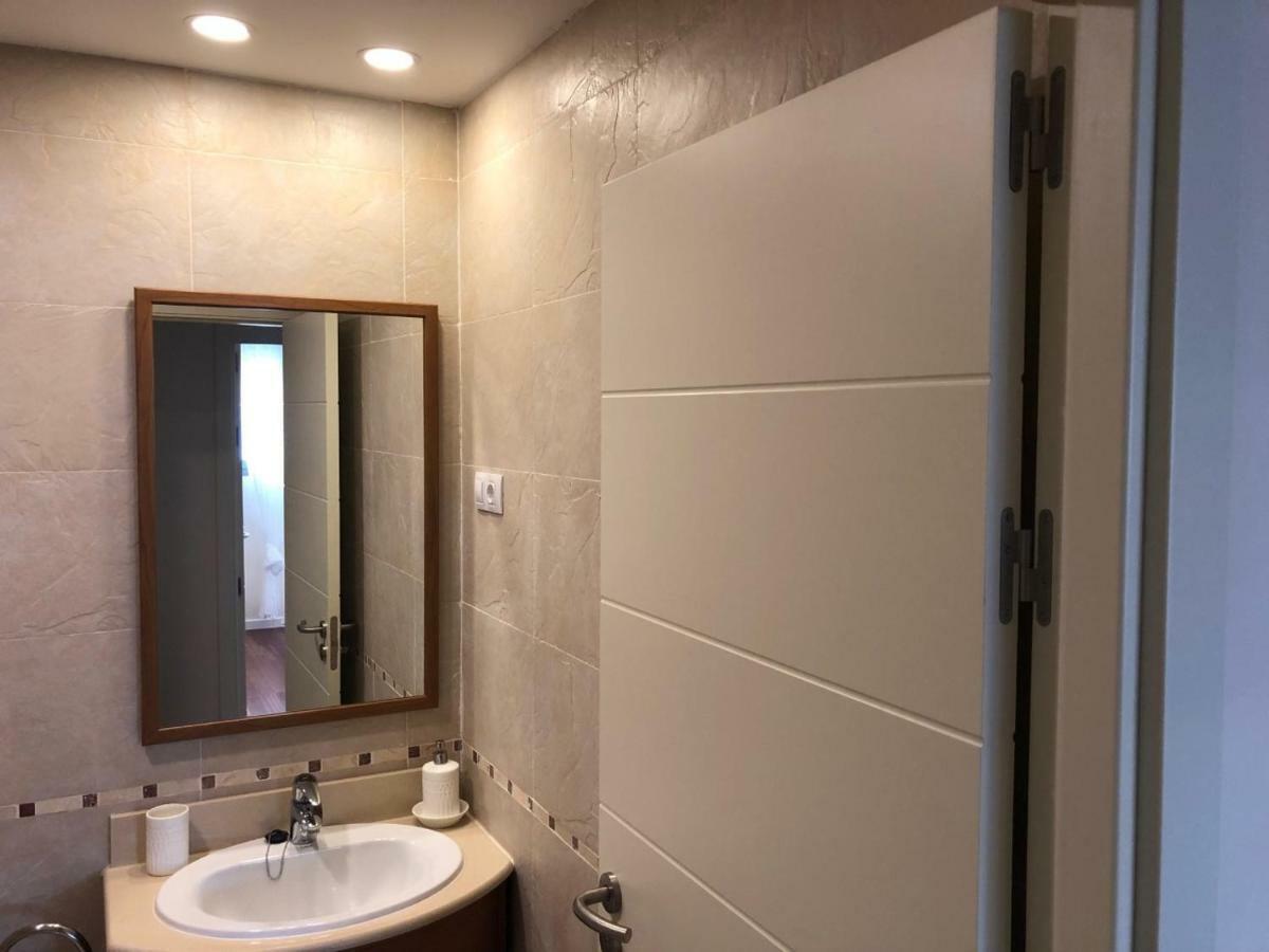Deluxe Pirineos Lägenhet Sabiñánigo Exteriör bild