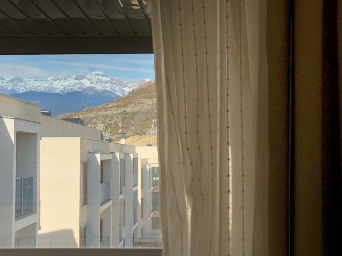 Deluxe Pirineos Lägenhet Sabiñánigo Exteriör bild